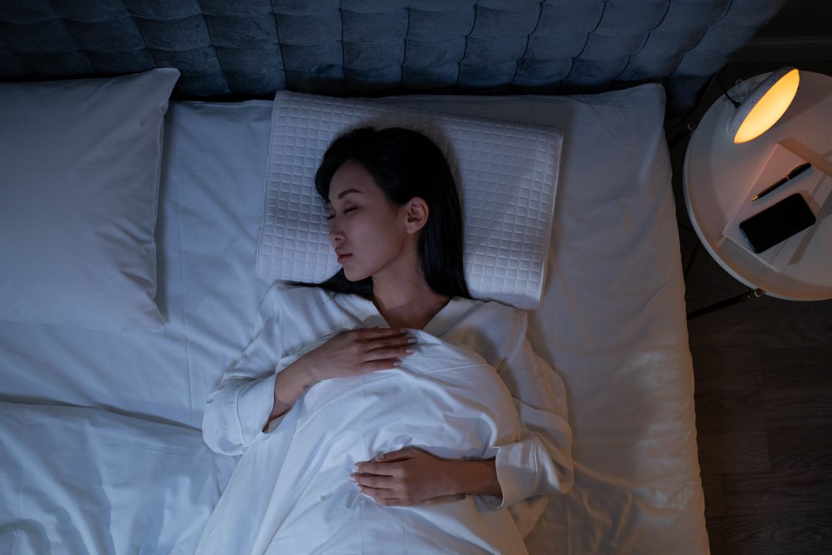 9 Herbs to Enhance Your Sleep
